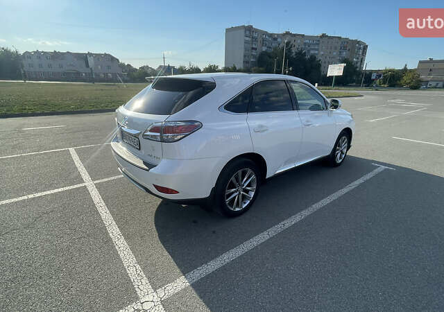 Белый Лексус РХ, объемом двигателя 3.46 л и пробегом 130 тыс. км за 27000 $, фото 3 на Automoto.ua