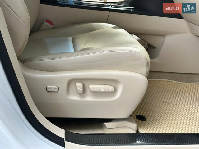 Белый Лексус РХ, объемом двигателя 2.7 л и пробегом 189 тыс. км за 17999 $, фото 42 на Automoto.ua