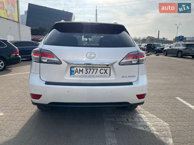 Білий Лексус РХ, об'ємом двигуна 3.46 л та пробігом 210 тис. км за 18900 $, фото 8 на Automoto.ua