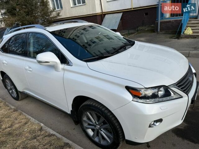 Белый Лексус РХ, объемом двигателя 3.46 л и пробегом 155 тыс. км за 21777 $, фото 2 на Automoto.ua