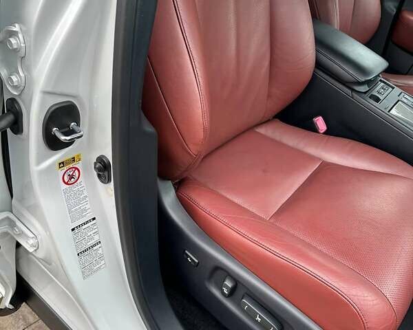 Білий Лексус РХ, об'ємом двигуна 3.46 л та пробігом 204 тис. км за 24500 $, фото 29 на Automoto.ua