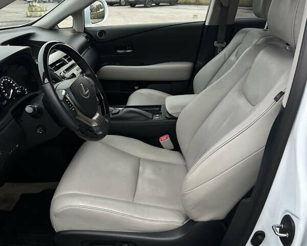 Белый Лексус РХ, объемом двигателя 3.46 л и пробегом 91 тыс. км за 29999 $, фото 7 на Automoto.ua