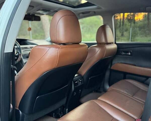 Белый Лексус РХ, объемом двигателя 3.5 л и пробегом 169 тыс. км за 22700 $, фото 14 на Automoto.ua