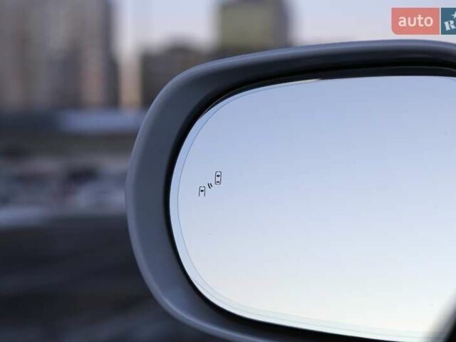 Белый Лексус РХ, объемом двигателя 3.46 л и пробегом 65 тыс. км за 23000 $, фото 33 на Automoto.ua