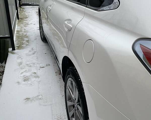 Белый Лексус РХ, объемом двигателя 3.46 л и пробегом 137 тыс. км за 25000 $, фото 13 на Automoto.ua