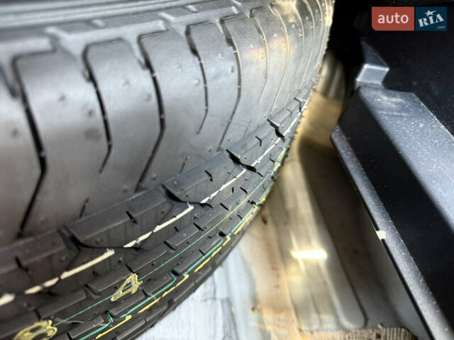 Белый Лексус РХ, объемом двигателя 3.46 л и пробегом 131 тыс. км за 24999 $, фото 33 на Automoto.ua