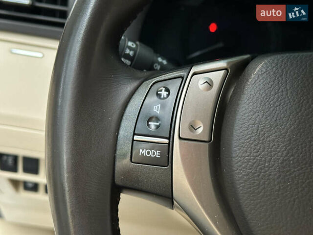 Белый Лексус РХ, объемом двигателя 2.7 л и пробегом 189 тыс. км за 17999 $, фото 65 на Automoto.ua