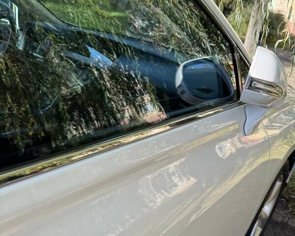 Білий Лексус РХ, об'ємом двигуна 3.46 л та пробігом 194 тис. км за 18300 $, фото 27 на Automoto.ua