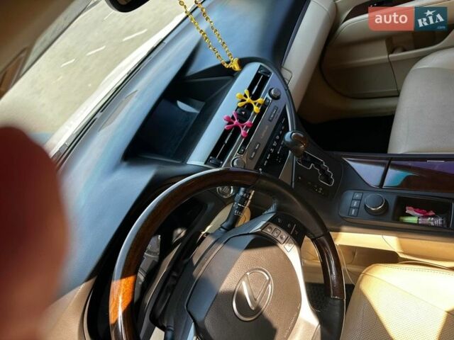 Білий Лексус РХ, об'ємом двигуна 3.46 л та пробігом 223 тис. км за 21800 $, фото 9 на Automoto.ua
