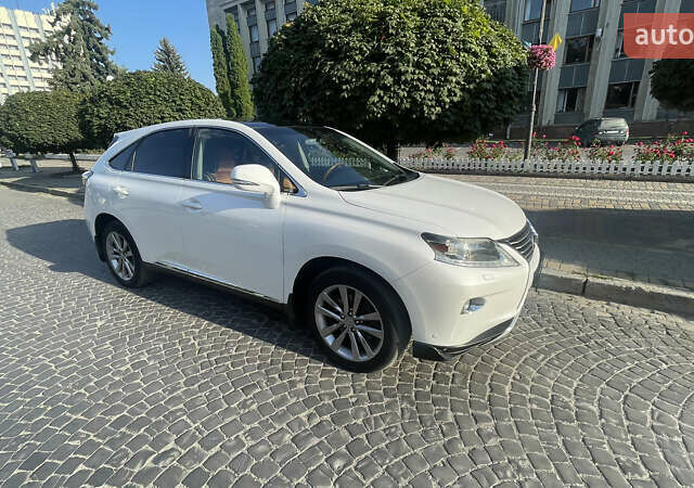 Белый Лексус РХ, объемом двигателя 3.46 л и пробегом 130 тыс. км за 27000 $, фото 16 на Automoto.ua