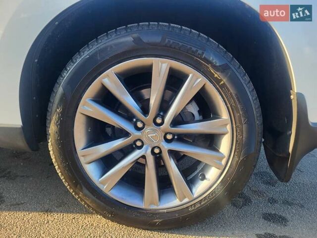 Белый Лексус РХ, объемом двигателя 3.5 л и пробегом 237 тыс. км за 21999 $, фото 18 на Automoto.ua