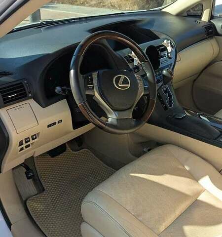 Белый Лексус РХ, объемом двигателя 3.46 л и пробегом 220 тыс. км за 19000 $, фото 25 на Automoto.ua