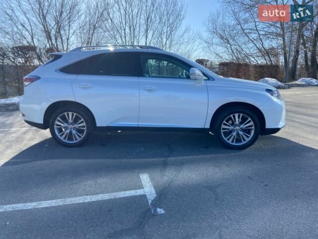 Белый Лексус РХ, объемом двигателя 3.46 л и пробегом 169 тыс. км за 18999 $, фото 4 на Automoto.ua