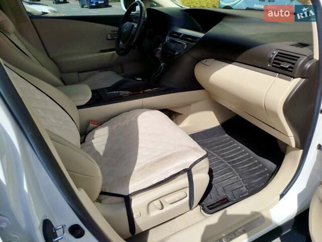 Белый Лексус РХ, объемом двигателя 3.46 л и пробегом 124 тыс. км за 21900 $, фото 27 на Automoto.ua