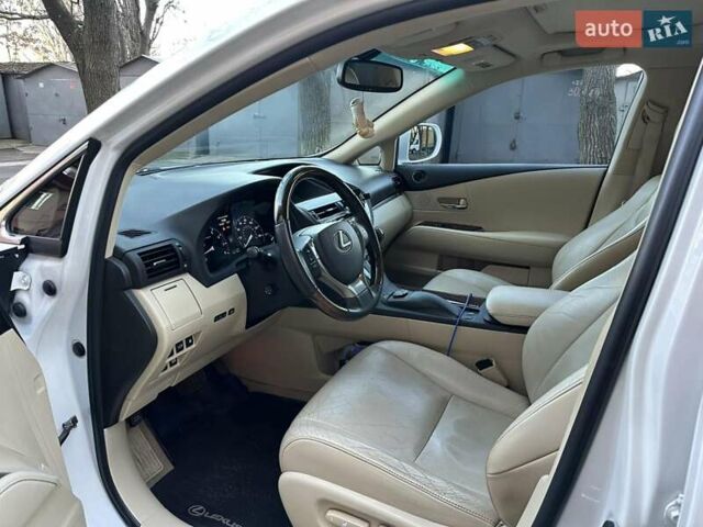 Білий Лексус РХ, об'ємом двигуна 3.5 л та пробігом 215 тис. км за 18000 $, фото 7 на Automoto.ua