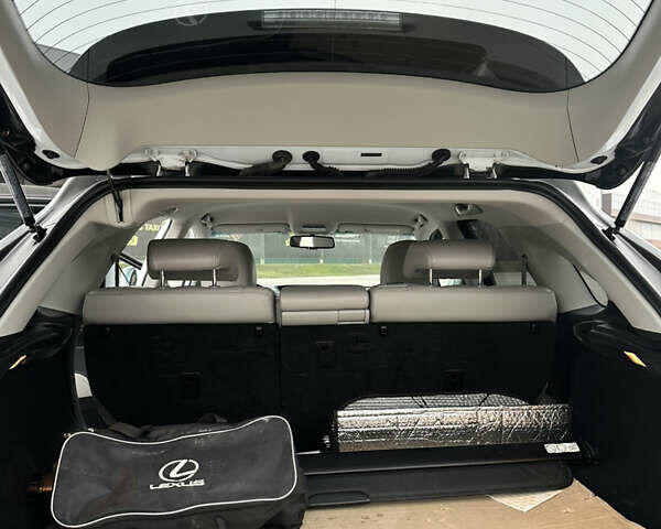 Белый Лексус РХ, объемом двигателя 3.46 л и пробегом 91 тыс. км за 29999 $, фото 9 на Automoto.ua