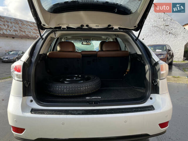 Белый Лексус РХ, объемом двигателя 3.46 л и пробегом 114 тыс. км за 25100 $, фото 17 на Automoto.ua