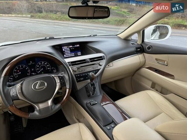 Білий Лексус РХ, об'ємом двигуна 3.5 л та пробігом 167 тис. км за 20400 $, фото 24 на Automoto.ua