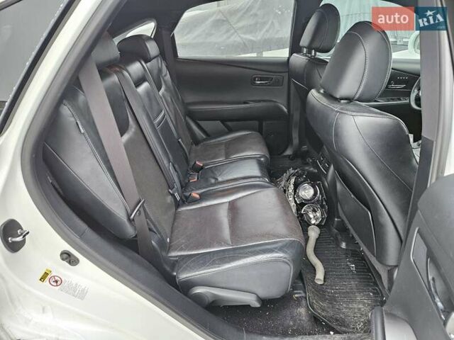 Белый Лексус РХ, объемом двигателя 3.5 л и пробегом 164 тыс. км за 10500 $, фото 21 на Automoto.ua