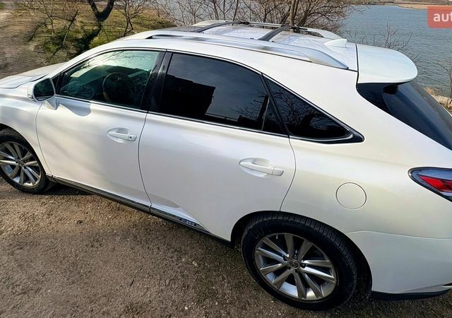 Белый Лексус РХ, объемом двигателя 3.5 л и пробегом 240 тыс. км за 24700 $, фото 3 на Automoto.ua