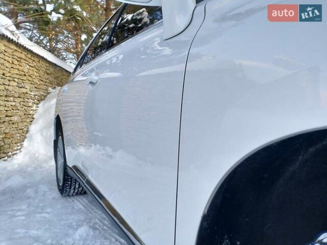 Белый Лексус РХ, объемом двигателя 3.5 л и пробегом 171 тыс. км за 23500 $, фото 29 на Automoto.ua