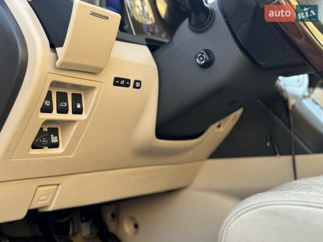Белый Лексус РХ, объемом двигателя 3.46 л и пробегом 168 тыс. км за 23999 $, фото 40 на Automoto.ua