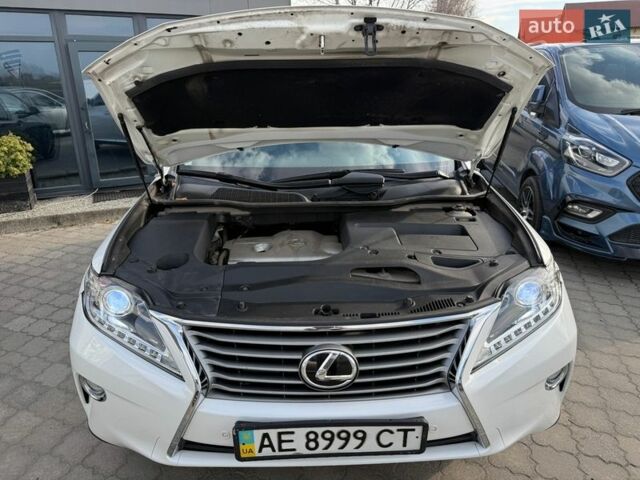 Белый Лексус РХ, объемом двигателя 2.67 л и пробегом 159 тыс. км за 23200 $, фото 51 на Automoto.ua