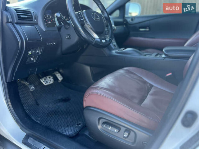 Белый Лексус РХ, объемом двигателя 3.46 л и пробегом 215 тыс. км за 21500 $, фото 12 на Automoto.ua