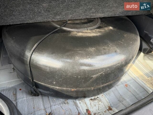 Белый Лексус РХ, объемом двигателя 2.67 л и пробегом 159 тыс. км за 23200 $, фото 31 на Automoto.ua