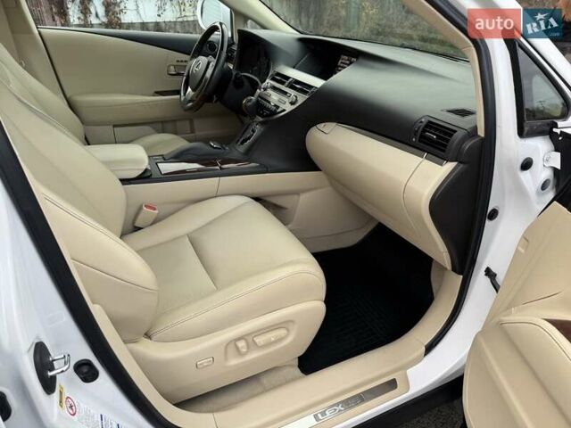 Білий Лексус РХ, об'ємом двигуна 3.5 л та пробігом 167 тис. км за 20400 $, фото 21 на Automoto.ua