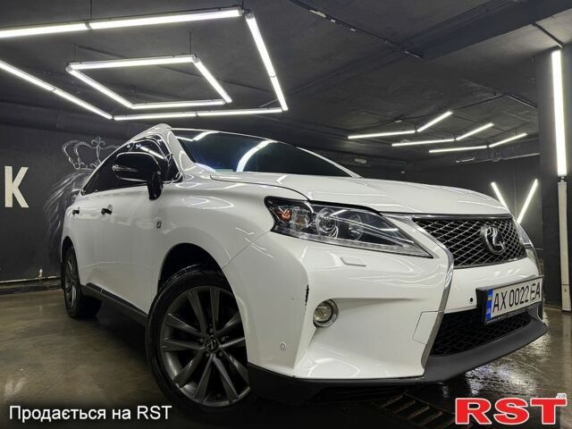 Белый Лексус РХ, объемом двигателя 3.5 л и пробегом 182 тыс. км за 25000 $, фото 1 на Automoto.ua