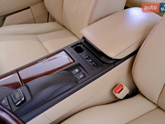 Белый Лексус РХ, объемом двигателя 3.46 л и пробегом 135 тыс. км за 21900 $, фото 25 на Automoto.ua