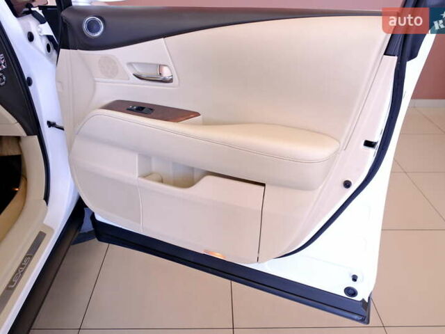 Белый Лексус РХ, объемом двигателя 3.46 л и пробегом 135 тыс. км за 21900 $, фото 54 на Automoto.ua