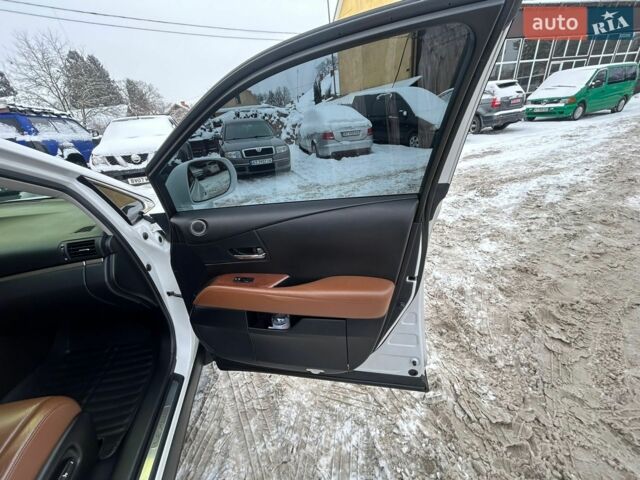 Білий Лексус РХ, об'ємом двигуна 3.46 л та пробігом 247 тис. км за 21400 $, фото 53 на Automoto.ua
