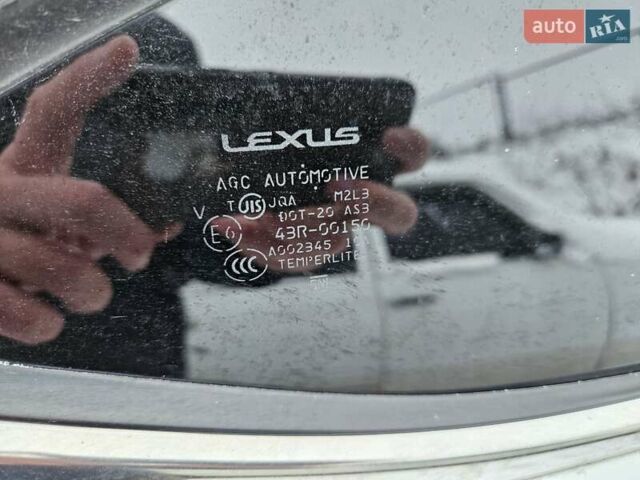 Белый Лексус РХ, объемом двигателя 3.5 л и пробегом 164 тыс. км за 10500 $, фото 41 на Automoto.ua