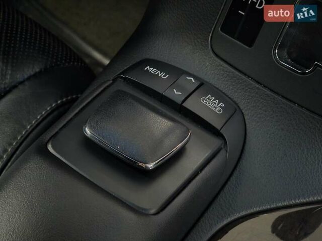 Білий Лексус РХ, об'ємом двигуна 3.46 л та пробігом 225 тис. км за 21499 $, фото 14 на Automoto.ua