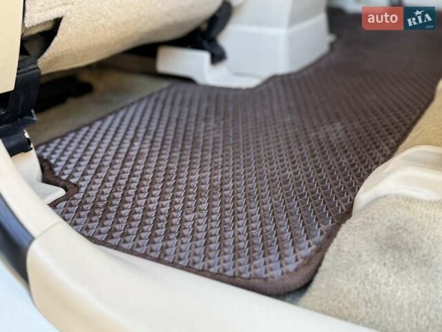 Белый Лексус РХ, объемом двигателя 3.46 л и пробегом 168 тыс. км за 23999 $, фото 36 на Automoto.ua