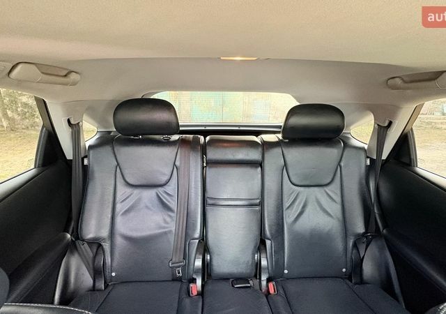 Белый Лексус РХ, объемом двигателя 3.5 л и пробегом 240 тыс. км за 24700 $, фото 18 на Automoto.ua