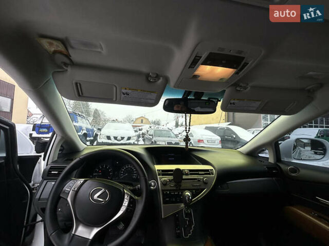 Белый Лексус РХ, объемом двигателя 3.46 л и пробегом 247 тыс. км за 23700 $, фото 45 на Automoto.ua
