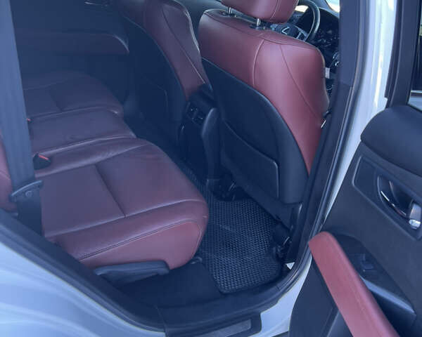 Белый Лексус РХ, объемом двигателя 3.46 л и пробегом 215 тыс. км за 21500 $, фото 17 на Automoto.ua