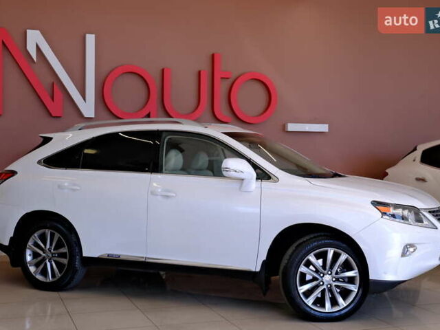 Белый Лексус РХ, объемом двигателя 3.46 л и пробегом 135 тыс. км за 21900 $, фото 12 на Automoto.ua