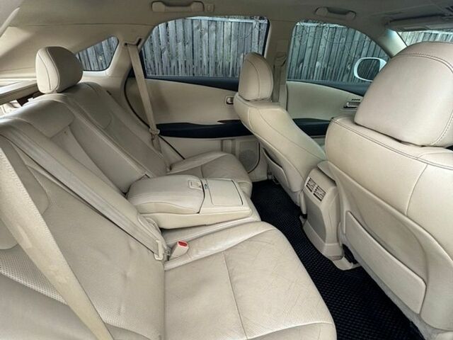 Білий Лексус РХ, об'ємом двигуна 3.5 л та пробігом 182 тис. км за 23500 $, фото 10 на Automoto.ua