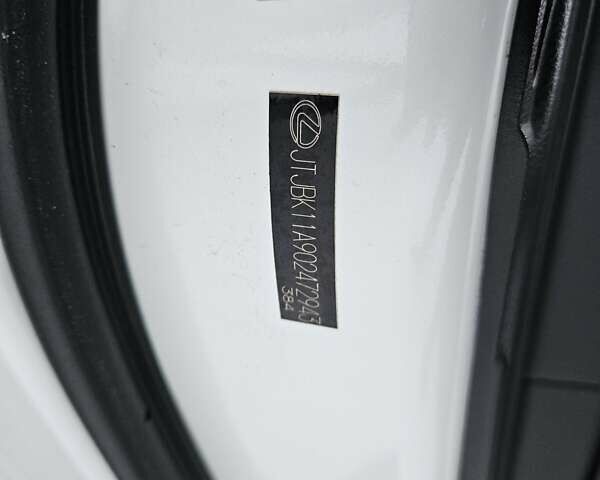 Белый Лексус РХ, объемом двигателя 3.5 л и пробегом 164 тыс. км за 10500 $, фото 46 на Automoto.ua