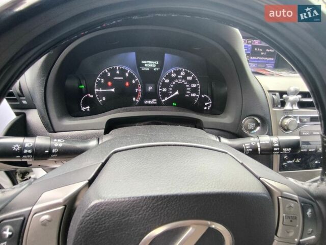 Белый Лексус РХ, объемом двигателя 3.46 л и пробегом 200 тыс. км за 16500 $, фото 3 на Automoto.ua