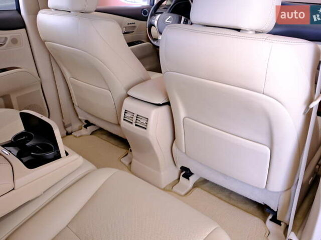 Белый Лексус РХ, объемом двигателя 3.46 л и пробегом 135 тыс. км за 21900 $, фото 52 на Automoto.ua