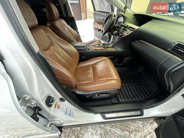Белый Лексус РХ, объемом двигателя 3.46 л и пробегом 247 тыс. км за 23700 $, фото 38 на Automoto.ua