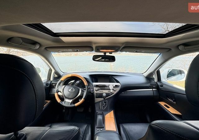 Белый Лексус РХ, объемом двигателя 3.5 л и пробегом 240 тыс. км за 24700 $, фото 17 на Automoto.ua