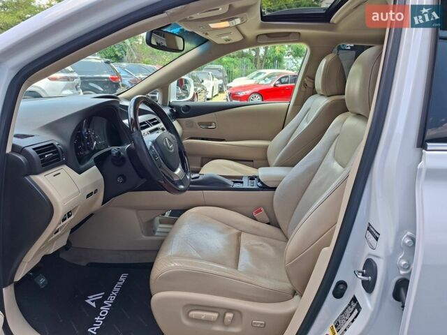 Белый Лексус РХ, объемом двигателя 3.46 л и пробегом 195 тыс. км за 17800 $, фото 9 на Automoto.ua