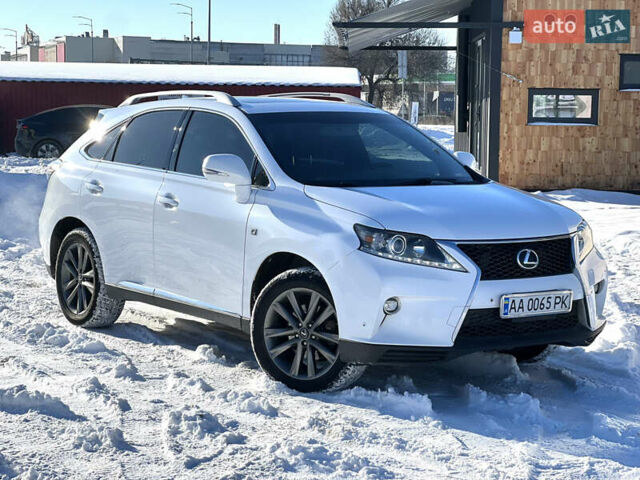 Белый Лексус РХ, объемом двигателя 3.46 л и пробегом 215 тыс. км за 21500 $, фото 1 на Automoto.ua