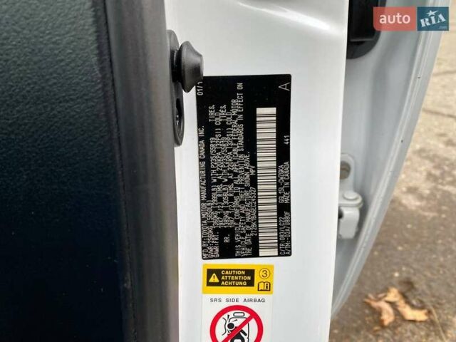 Білий Лексус РХ, об'ємом двигуна 3.46 л та пробігом 225 тис. км за 21700 $, фото 17 на Automoto.ua